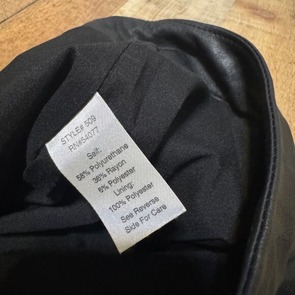 CAbi Vegan Leather Stretchy Skirt Size 2 Style Number 509 NWT - Picture 11 of 13